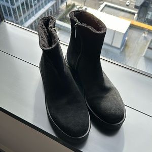 Aquatalia weatherproof boot